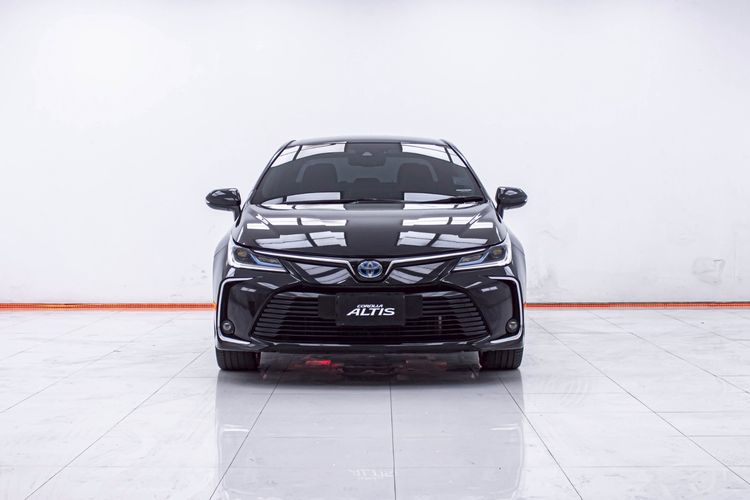 Toyota Altis 2021 1.8 Hybrid High Sedan ไฮบริด ไม่ติดแก๊ส เกียร์อัตโนมัติ ดำ รูปที่ 4