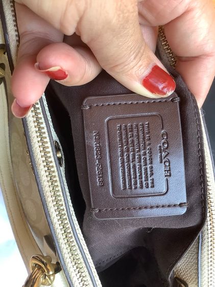 กระเป๋าโค้ชแท้สภาพสวย รูปที่ 6