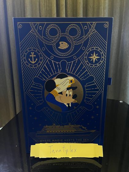 ตุ๊กตา Goofy จาก Disney x UOB 