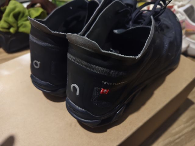 รองเท้าวิ่งเทรล On Cloudventure Peak 3 สี Black Glacier ไซส์ US 8.5 
