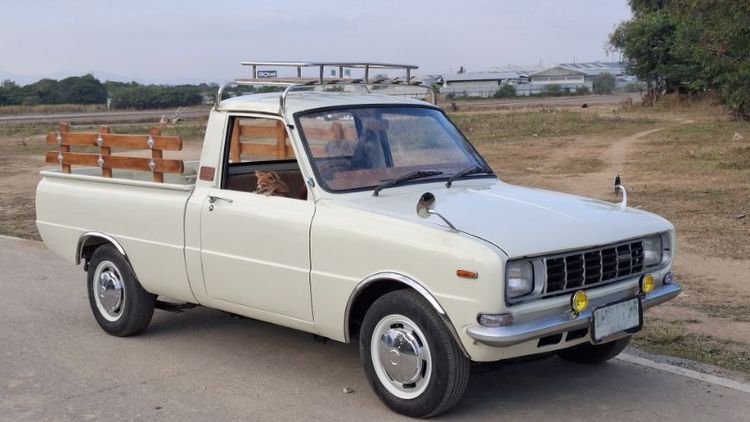 Mazda Familia 1999 1.4 S STR Pickup เบนซิน เกียร์ธรรมดา ครีม รูปที่ 2