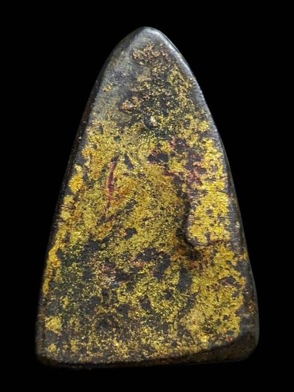 เหรียญเตารีด พิมพ์หน้าแก่ หลวงพ่อทวด วัดไทรใต้ จังหวัดนครสวรรค์ ปี พ.ศ. 2506 สร้างขึ้นที่วัดไทรใต้ จังหวัดนครสวรรค์ ในปี พ.ศ. 2506 

 รูปที่ 2