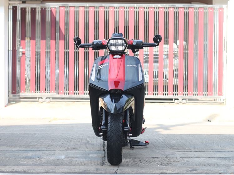 Lambretta X300 Special ปี 2022 ของแต่งเต็มลำขับหล่อๆแน่นอน รูปที่ 6