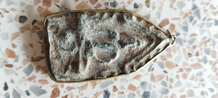 พระเครื่องเก่าๆ สวยๆ