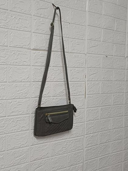 กระเป๋าสะพายใบเล็ก มีหลายช่องการใช้งาน รูปที่ 2