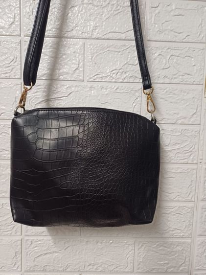 กระเป๋าใบเล็ก มือสอง รูปที่ 4