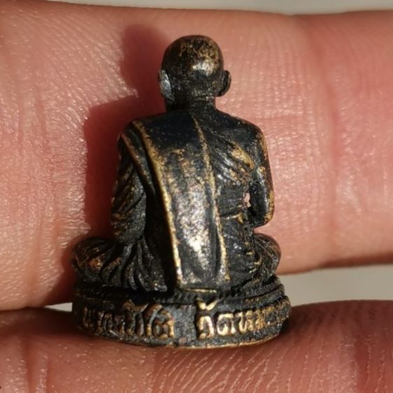 รูปหล่อ​หลวงพ่อ​เงิน รูปที่ 2