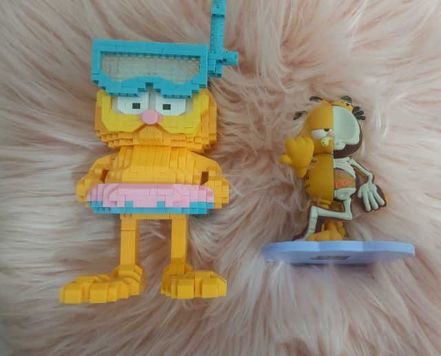 Arttoy การ์ฟีลด์ และ เลโก้ การ์ฟีลด์