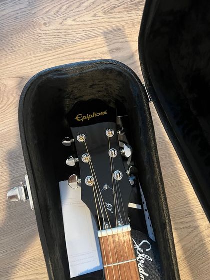 กีต้าร์โปร่งไฟฟ้า เสียงดี พร้อมเคสแข็ง รูปที่ 8