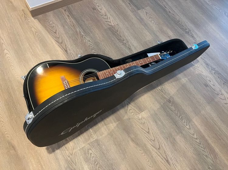 กีต้าร์โปร่งไฟฟ้า เสียงดี พร้อมเคสแข็ง รูปที่ 5