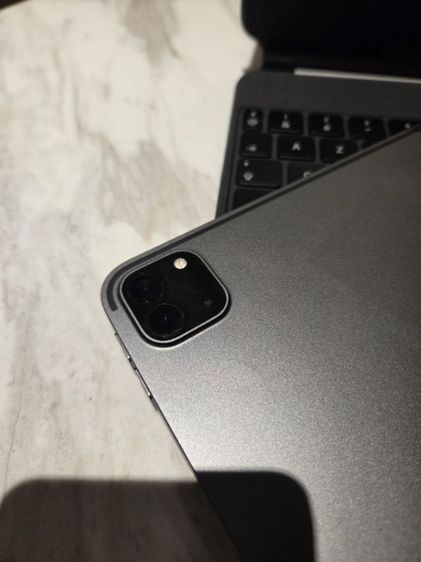 Apple Ipad Pro M1 (11inch) 3rd Generation - 128go with Magic Keyboard and Apple Pencil รูปที่ 4