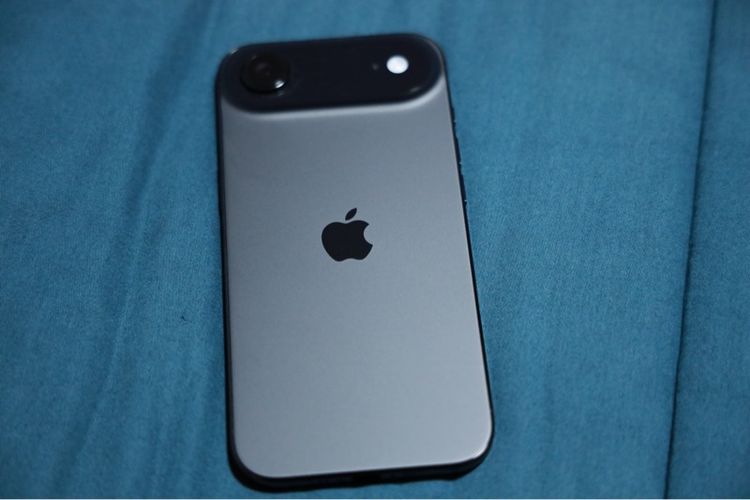 iPhone Air 256 สีดำ สถาพใหม่มาก ประกันถึง Sep 2027