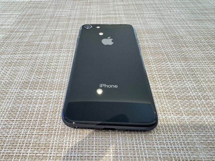 iPhone 8 64 หน้าจอมีตำหนิตามรูป รูปที่ 4