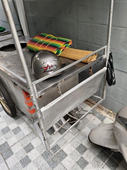 รถเข็นขายของ