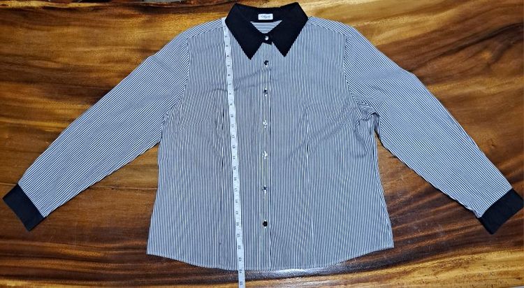 เสื้อเชิ๊ตทำงานผู้หญิง แบรนด์ GRADE รูปที่ 5