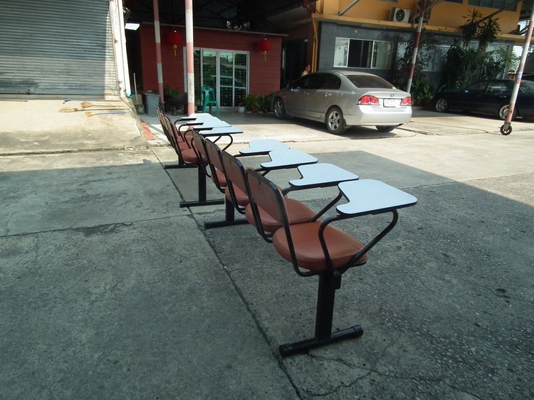 เก้าอี้เลคเชอร์ แบบแถว 4 ที่นั่ง มีจำนวน 2 ตัว มือสอง รูปที่ 4