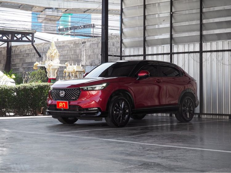 รถ Honda HR-V 1.5 e:HEV RS สี แดง