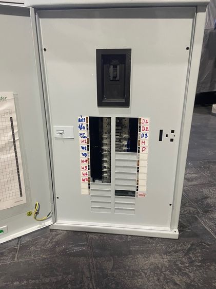 ตู้โหลดเซ็นเตอร์ Schneider Square D Classic รูปที่ 6