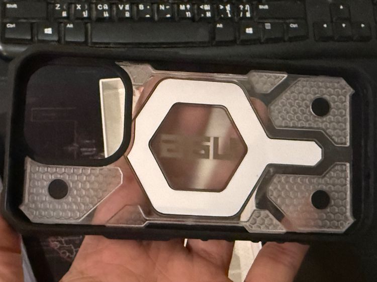 UAG case iphone 15 pro รูปที่ 2