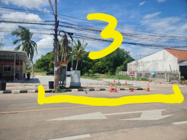 ไม่ใช่ ที่ดินสวยกลางเมืองร้อยเอ็ด ราคาถูกมากๆ