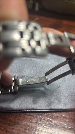 omega รูปที่ 5