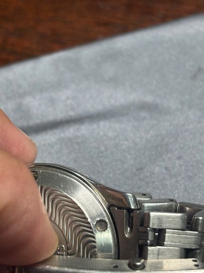 omega รูปที่ 4