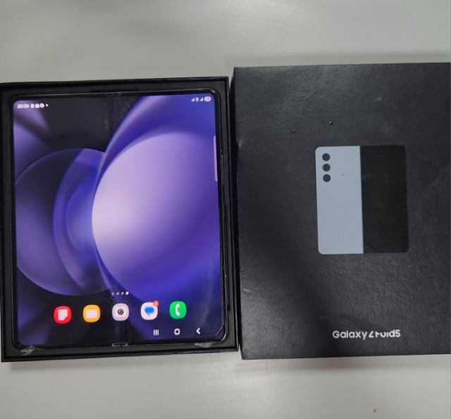 samsung galaxy Z Fold5  256 15500 สภาพนางฟ้าไร้รอย รูปที่ 4