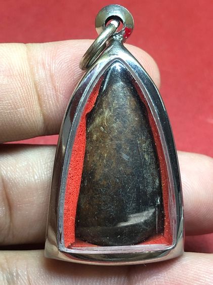 พระนางกำแพงเม็ดมะรื่นเนื้อดิน รูปที่ 2