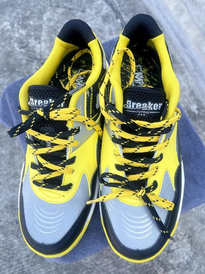 รองเท้าฟุตซอล Breaker CMPro รุ่น Pro6 สีเหลืองสวยมาก สภาพใหม่กริ๊บ อ่านรายละเอียด รูปที่ 15