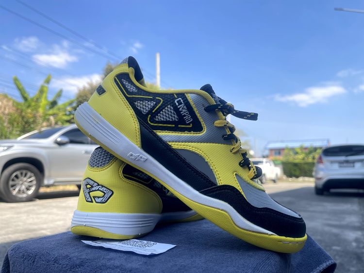 รองเท้าฟุตซอล Breaker CMPro รุ่น Pro6 สีเหลืองสวยมาก สภาพใหม่กริ๊บ อ่านรายละเอียด รูปที่ 16
