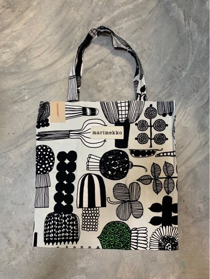 กระเป๋าผ้าสะพายข้าง marimekko รูปที่ 2