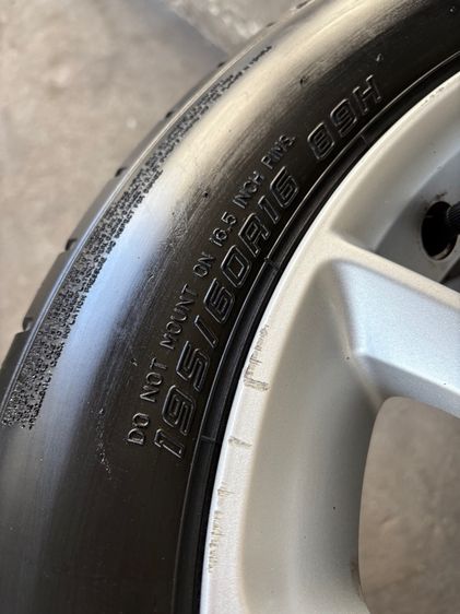 ล้อแม็กขอบ16 NISSAN SYLPHY มีรอยตามการใช้งาน พร้อมยางDUNLOP195-60-16 ปี22 ปีแท้ รูปที่ 10