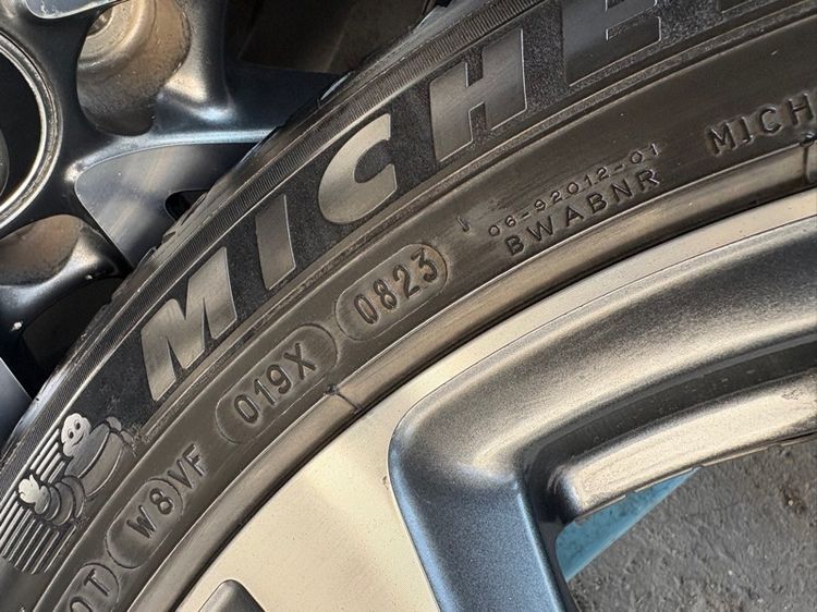 ล้อแม็กขอบ18 TOYOTA CROSS มีรอยตามการใช้งาน พร้อมยางMICHELIN225-50-18 ปี23x2 21x2 ปีแท้  รูปที่ 11
