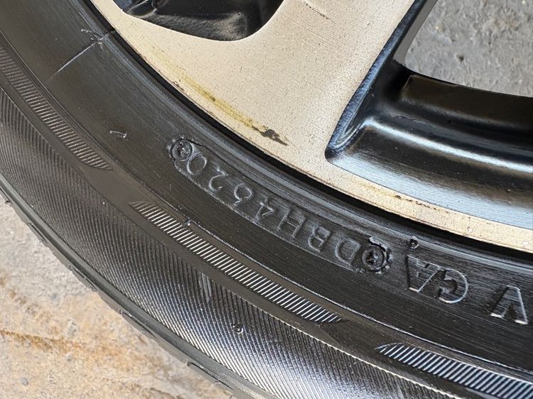 ล้อแม็กขอบ15 TOYOTA VIOS ใส่ YARIS ได้เลยต้า มีรอยตามการใช้งาน พร้อมยางBRIDGSTONE185-60-15 ปี20   รูปที่ 11