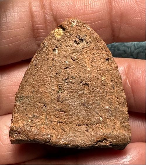 🙏พระเนื้อดินล.พโต บางกระทิง🙏ปิดตากรมหลวงชุมพร หลวงปู่ศุขวัดปากคลองในกรอบกนกเนื้อดิน องค์ละ 1550 รูปที่ 2