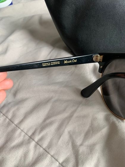 แว่นกันแดด gentle monster แท้ๆพร้อมซองค่ะ รูปที่ 12