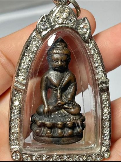 พระกริ่งชินบัญชร เนื้อนวะ หลวงปู่ทิม อิสริโก วัดละหารไร่ แท้ตลอดชีพ