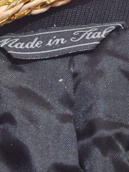 ส่งต่อเสื้อสูทคุณผู้หญิง Gianni Versace Vintage แท้ที่ปี1990ผลงานยุคที่Gianniยังมีชีวิตและออกแบบเองทรงเฉียบแบบอิตาลี่ใส่ไม่กี่ครั้ง รูปที่ 2