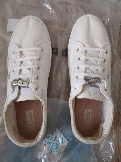 รองเท้า Keds