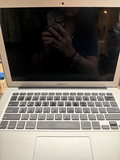 MacBook Air A1466 13 นิ้ว Core i5 - 256 GB รูปที่ 2