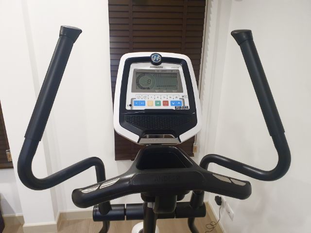 ขายเครื่องออกกำลังกายวงรี ยี่ห้อ Horizon Elliptical Andes 5