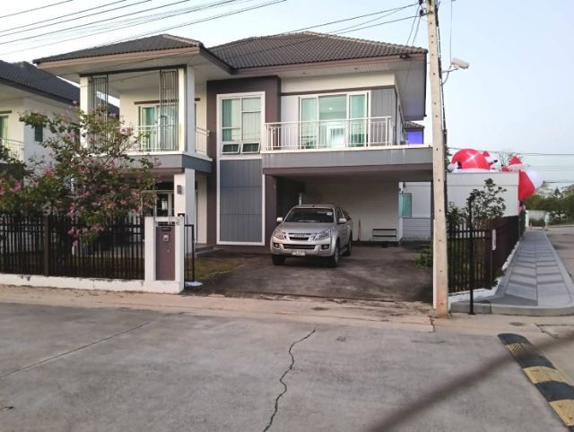 ขายหรือเช่าบ้านเดี่ยวหมู่บ้านเดอะเฟิร์ส4ติดบายพาสจอหอ​
เมือง​นครราชสีมา​
บ้านสวย พร้อมอยู่ ทำเลดี 
