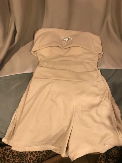 เซ็ทเสื้อเกาะอกพร้อมกาวเกง