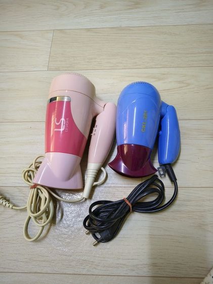 ไดร์เป่าผม Lesasha ,กับ CKL 2ตัว 250 บาท ส่งฟรี