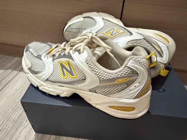 รองเท้า New balance Us 6.5 Lady สภาพกริ๊ป รูปที่ 5