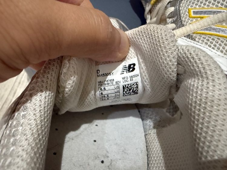 รองเท้า New balance Us 6.5 Lady สภาพกริ๊ป รูปที่ 6