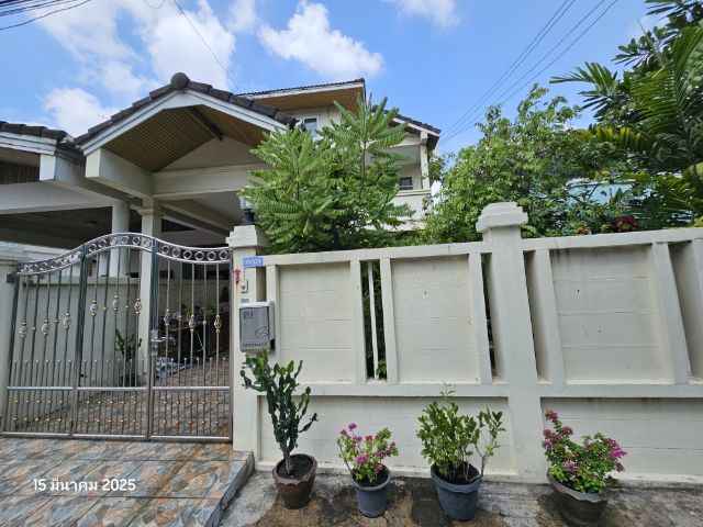 ขายบ้านแฝด 3 ชั้น ติดโลตัสพระราม3