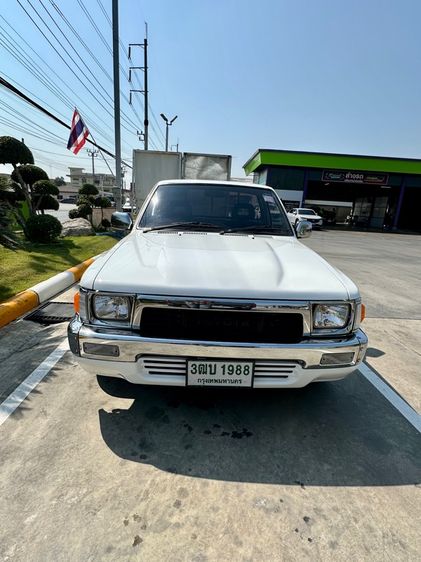 Toyota Hilux Mighty-X 1990 2.4 Pickup ดีเซล ไม่ติดแก๊ส เกียร์ธรรมดา ขาว รูปที่ 3