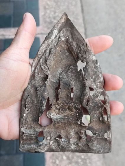 พระกรุใหญ่ 1 องค์ รูปที่ 6