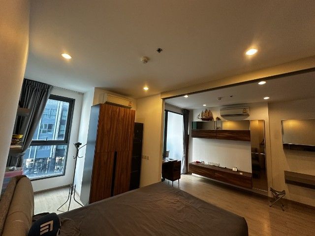 มีบางส่วน Ananda Development 2016 ไม่อนุญาต ใช่ IDE O Q ChulaSamyan Hot Deal ใจกลางสามย่าน

ห้องสวย ทำเลหายาก ราคาดี พร้อมโอนทันที

โอกาสเป็นเจ้าของคอนโดระดับพรีเมียมในโซน จุฬาฯ รูปที่ 2